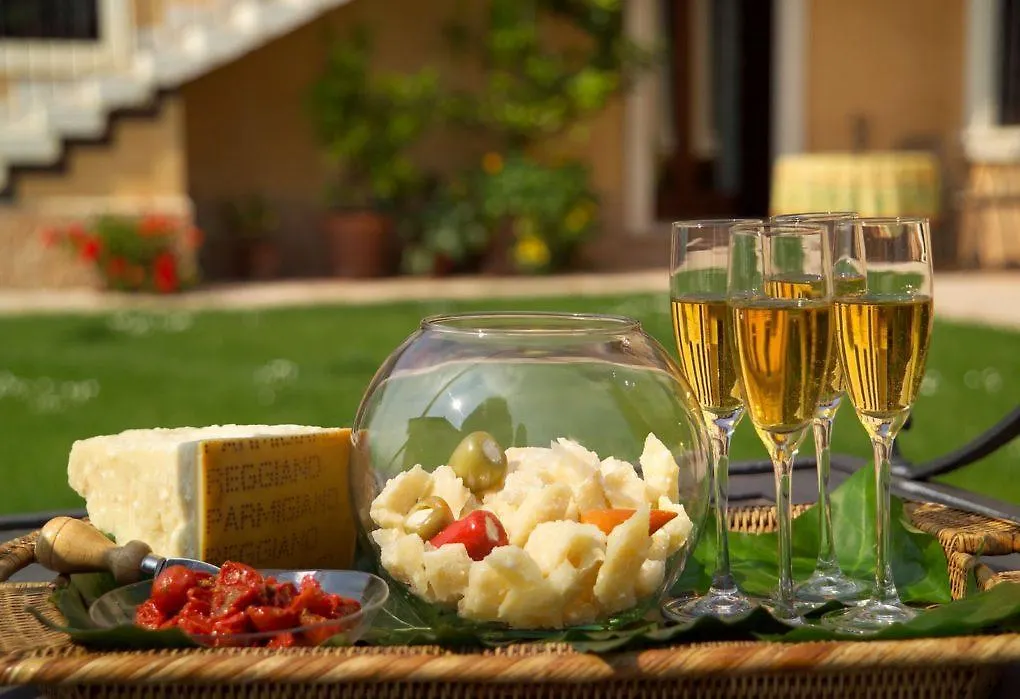 Agriturismo Bianca Modenese Hotel Spilamberto 0*,  Italy